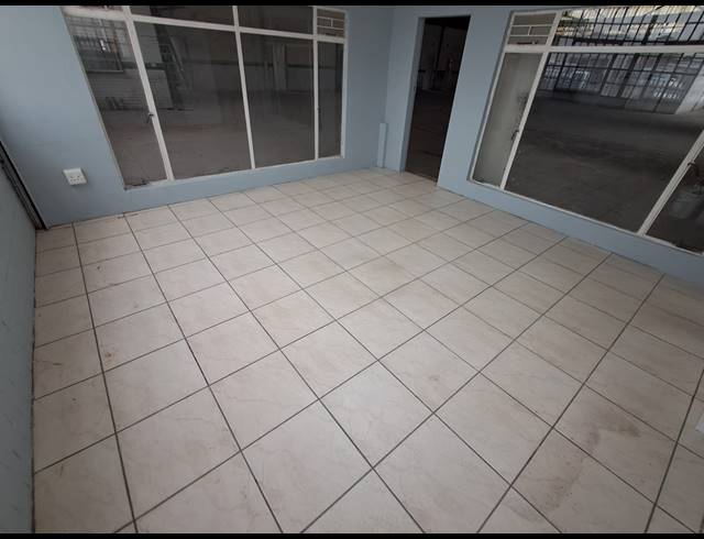 875M² WORKSHOP TO LET IN DUNCANVILLE